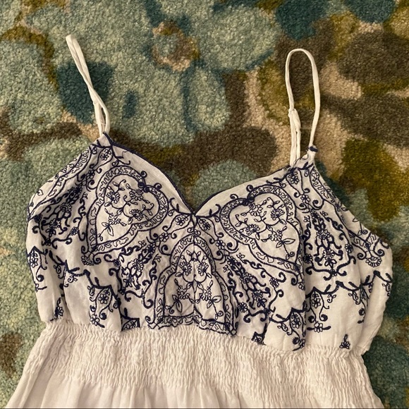 Embroidered White & Blue Sundress - Picture 3 of 4